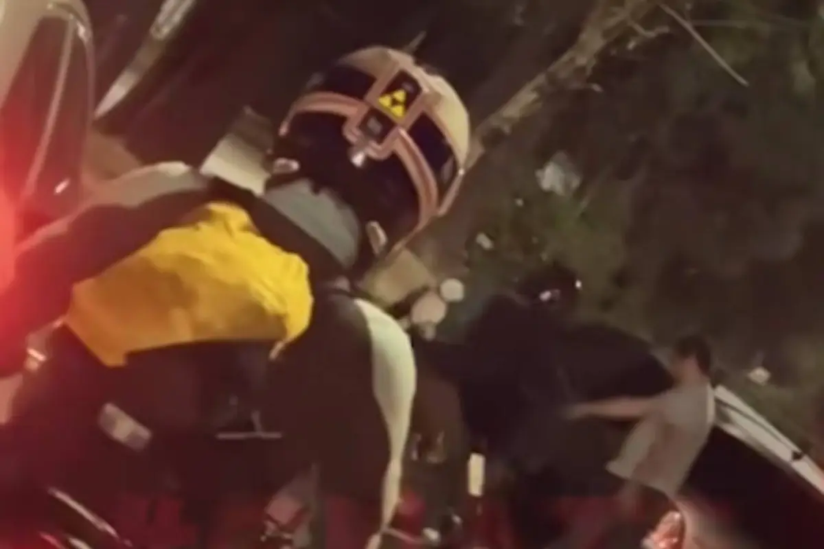 Incidente vial captado en video. , Captura de pantalla video X.