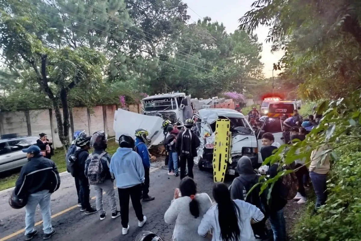 Accidente de tránsito , Bomberos Voluntarios