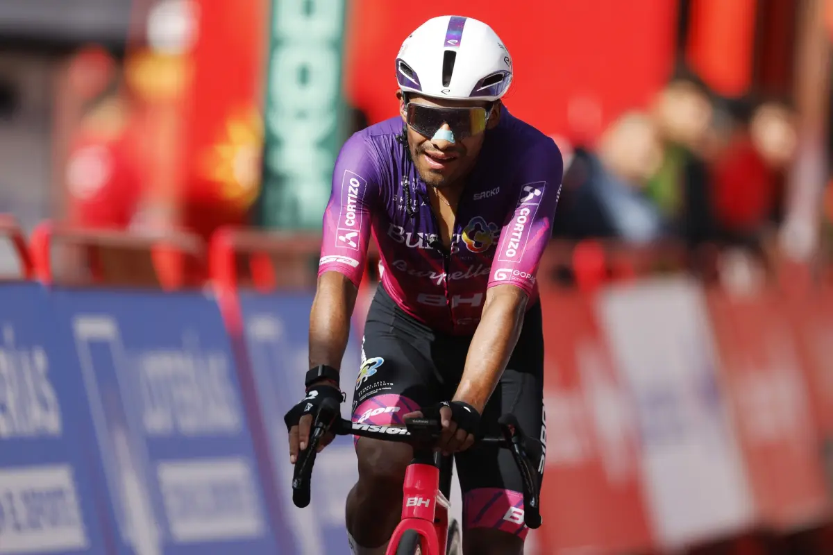 Sergio Chumil completa una nueva etapa de la Vuelta a España 2025 - Burgos BH