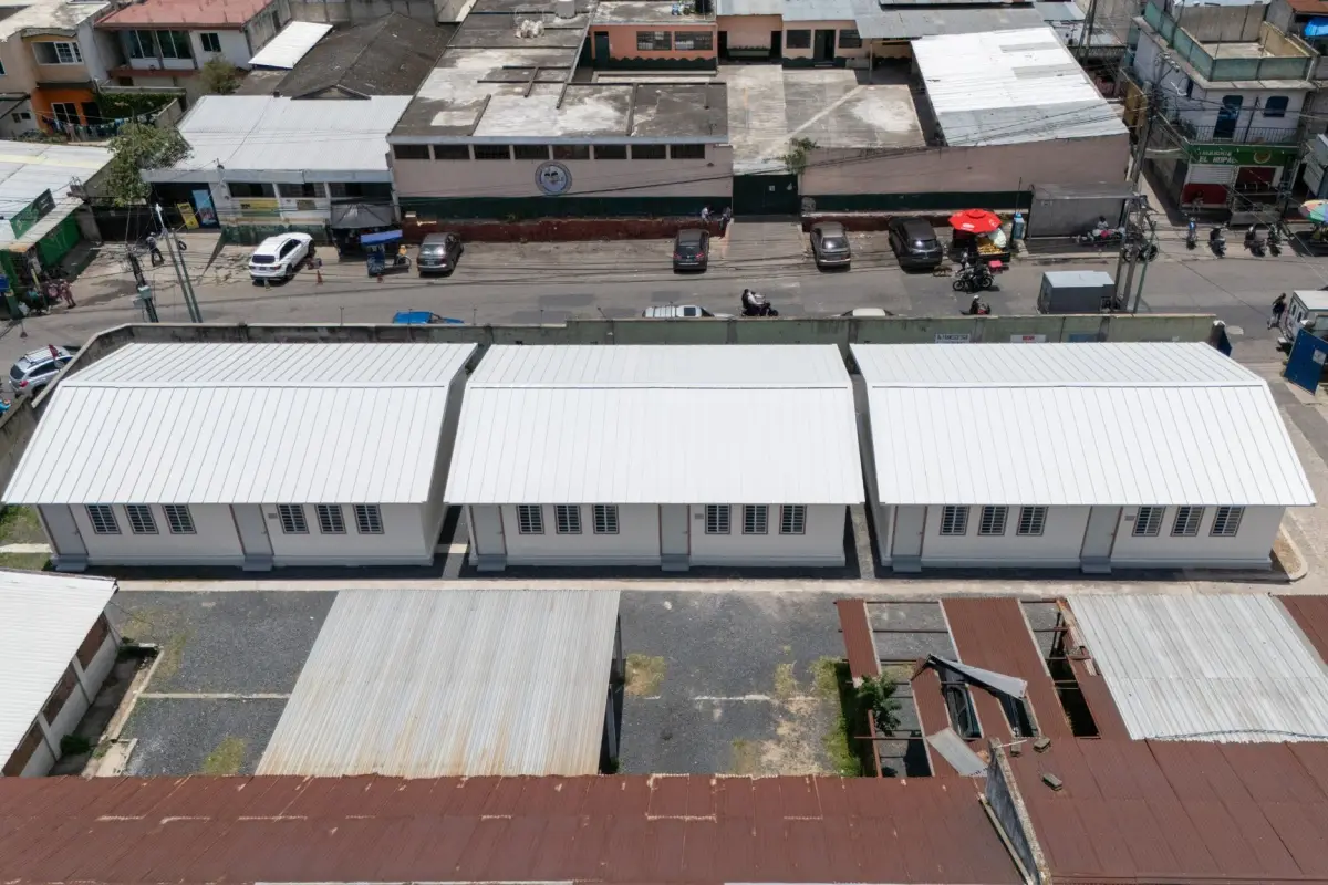 Los módulos construidos en el Hospital de Amatitlán tienen mobiliario básico, informó el CIV., CIV