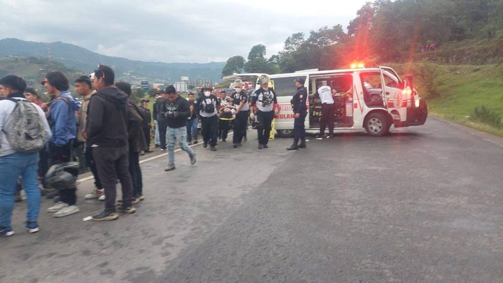 Mujer fallece en accidente de autobús en Huehuetenango | Bomberos Voluntarios