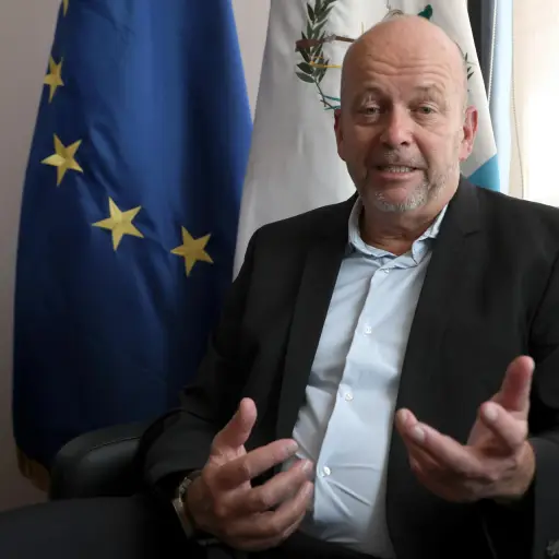 El embajador de la Unión Europea en Guatemala, Thomas Peyker, habla durante una entrevista con EFE el 14 de agosto de 2025, en Ciudad de Guatemala (Guatemala) , EFE/ Mariano Macz