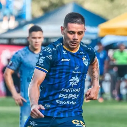 Uri Amaral comenzó la gesta para llegar al empate final entre Cobán Imperial y Antigua 