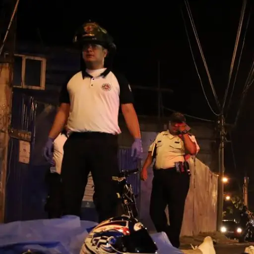 La víctima del ataque armado en el Periférico no pudo ser identificada. ,Bomberos Voluntarios