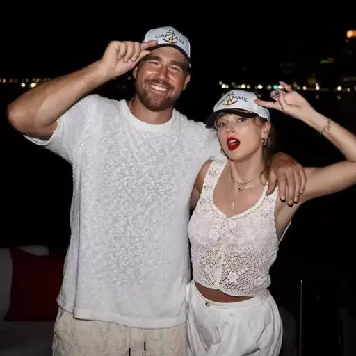 Taylor Swift Travis Kelce ,Instagram