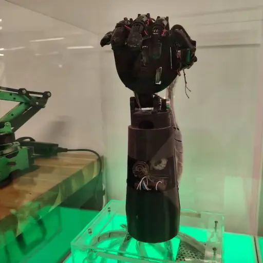 Olimpiadas de Robótica  ,Emisoras Unidas