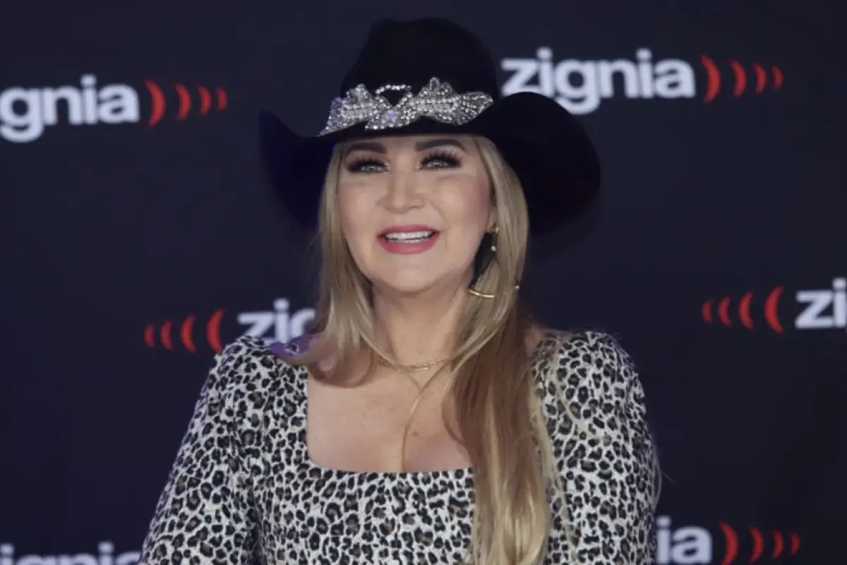 Alicia Villarreal, Instagram