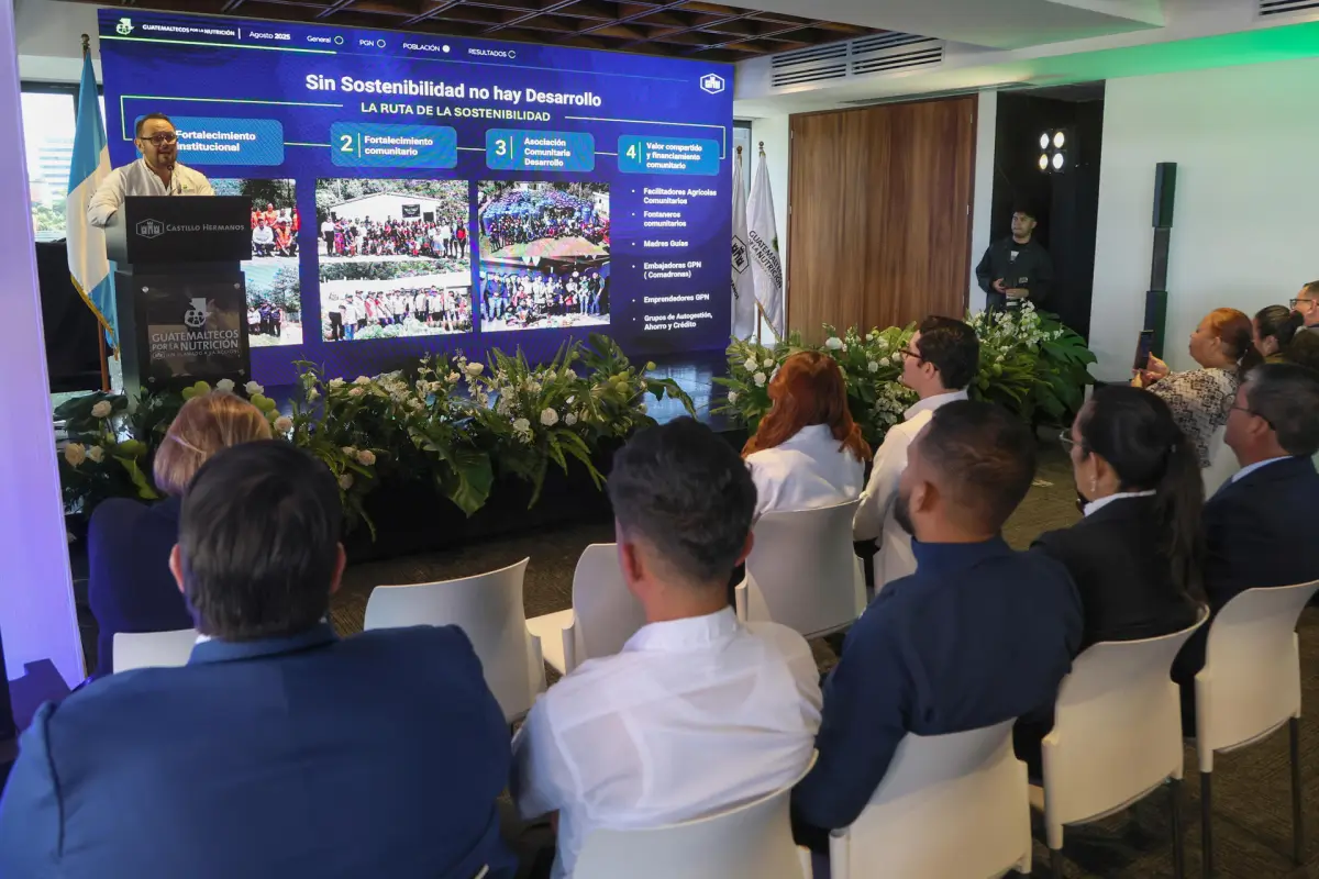 El programa social privado denominado "Guatemaltecos por la Nutrición" catalogó como "históricos" sus "avances" contra la desnutrición,  EFE/ Mariano Macz