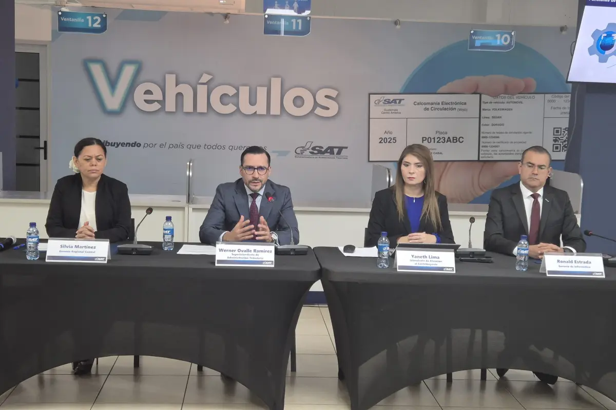 Los Puntos de Atención atienden un 73% de gestiones relacionadas al Registro Fiscal de Vehículos., FOTO SAT