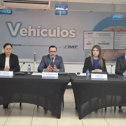 Los Puntos de Atención atienden un 73% de gestiones relacionadas al Registro Fiscal de Vehículos. ,FOTO SAT