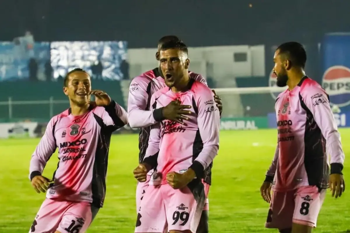 Nicolás Martínez se mete a la lucha por el título de goleo del Apertura 2025