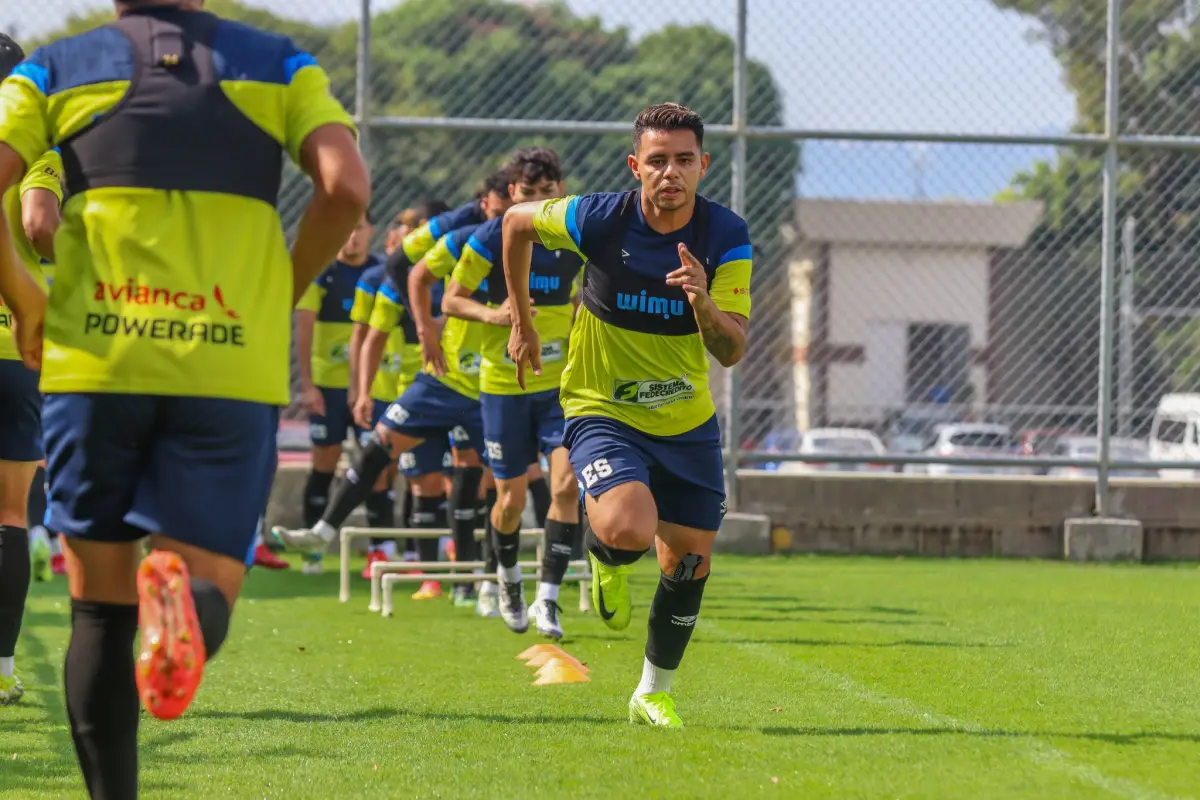 Revelan nómina de El Salvador para juego ante Guatemala 