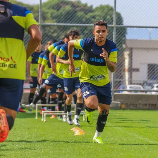 Revelan nómina de El Salvador para juego ante Guatemala 