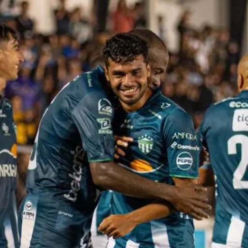 Antigua vence a Mixco y es sublíder de forma provisional 