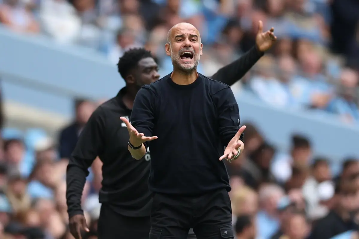 La desesperación de Guardiola tras la derrota del City ante el Tottenham - EFE