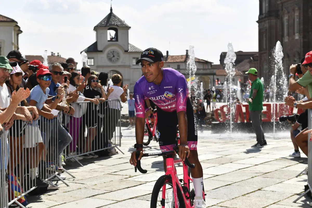 Sergio Chumil completa la primera etapa de la Vuelta a España - Burgos BH