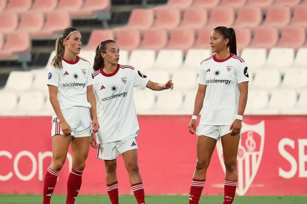 Andrea Álvarez en sus primeros partidos con el Sevilla - instagram @andrea_alvarez_.10