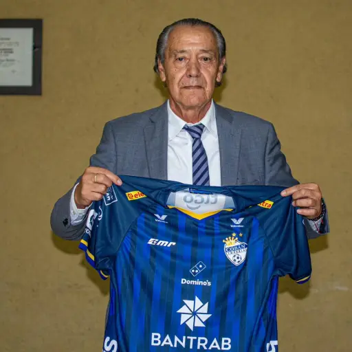 Cobán Imperial destituye al técnico mexicano José Luis Trejo - Cobán Imperial