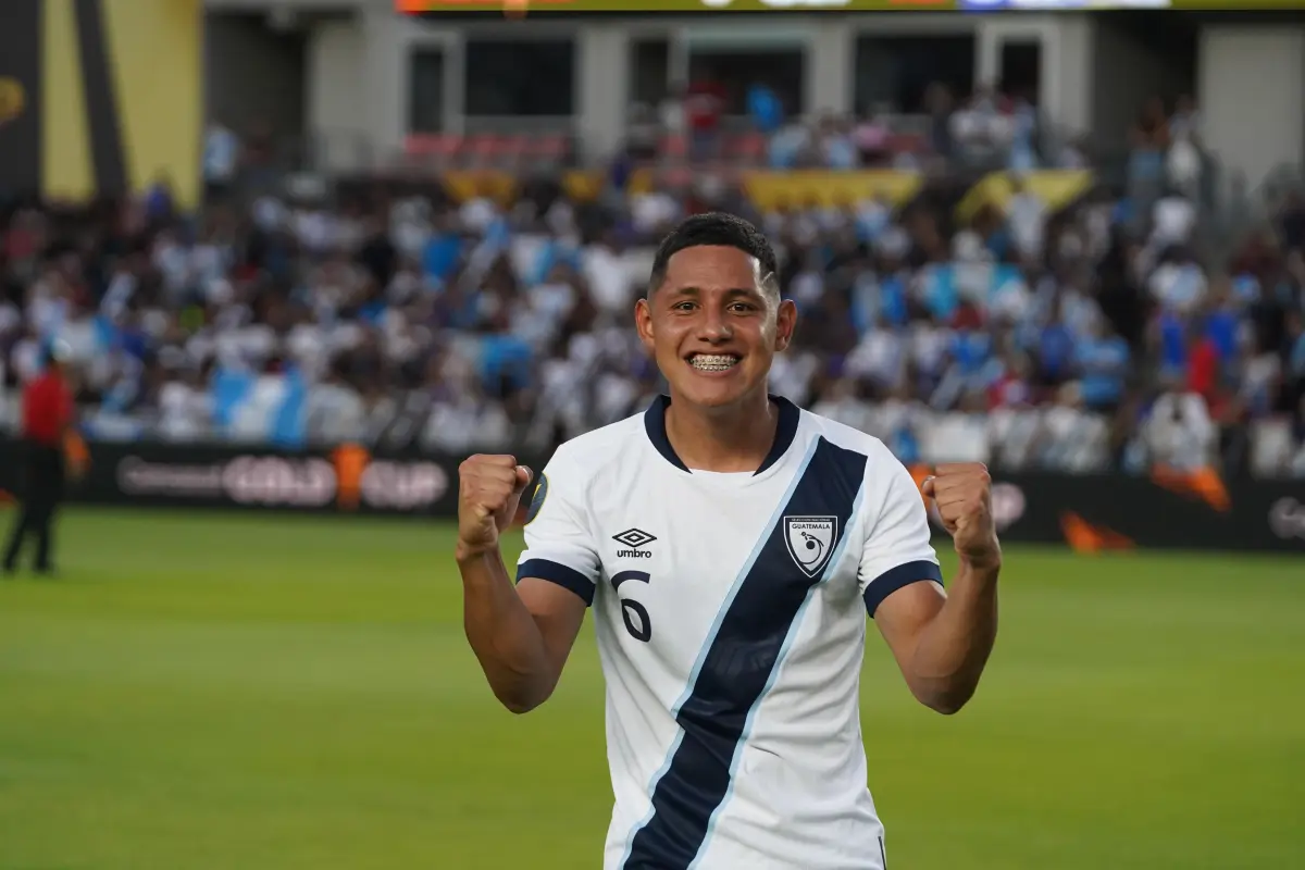 Erick Lemus, delantero de Comunicaciones y seleccionado nacional - FFG