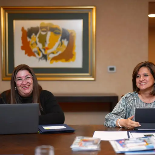 La vicepresidenta Karin Herrera durante una reunión en Ecuador. ,Gobierno de Guatemala