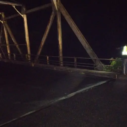 El puente Mocá fue cerrado por prevención desde la noche del miércoles 20 de agosto. ,CIV