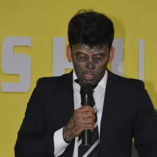 Leandro de Souza ,Instagram