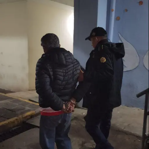 El sospechoso fue detenido y puesto a disposición de la justicia. ,PNC