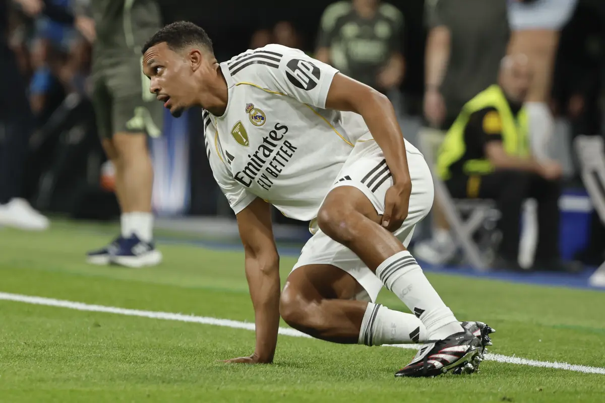 Trent Alexander-Arnold lesionado en el inicio de la Champions League 
