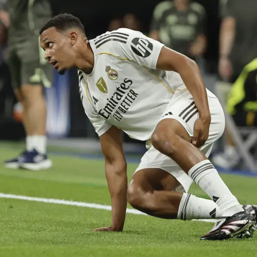 Trent Alexander-Arnold lesionado en el inicio de la Champions League 