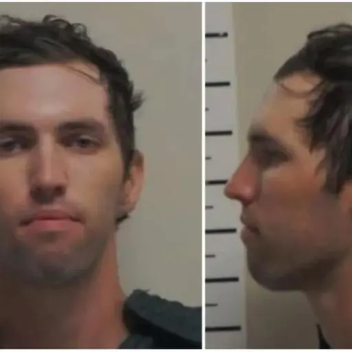 Fotografía cedida por la Oficina del Gobernador de Utah este viernes de Tyler Robinson tras su detención , EFE/ Oficina del Gobernador de Utah