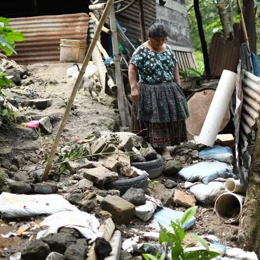 Fotografía del 10 de septiembre de 2025 de Bonifacia Guaja Vasquez, habitante desde hace 30 años de Chinautla (Guatemala) , EFE/Mariano Macz