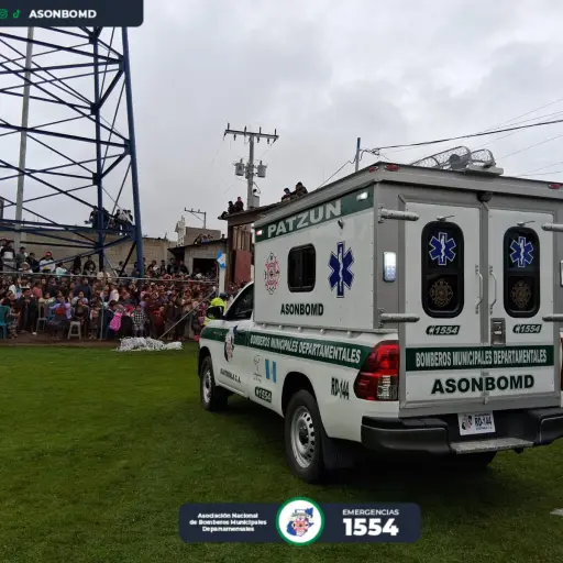El incidente ocurrió en el Estadio Municipal de Patzún, durante un festival de bandas. ,Bomberos Municipales Departamentales