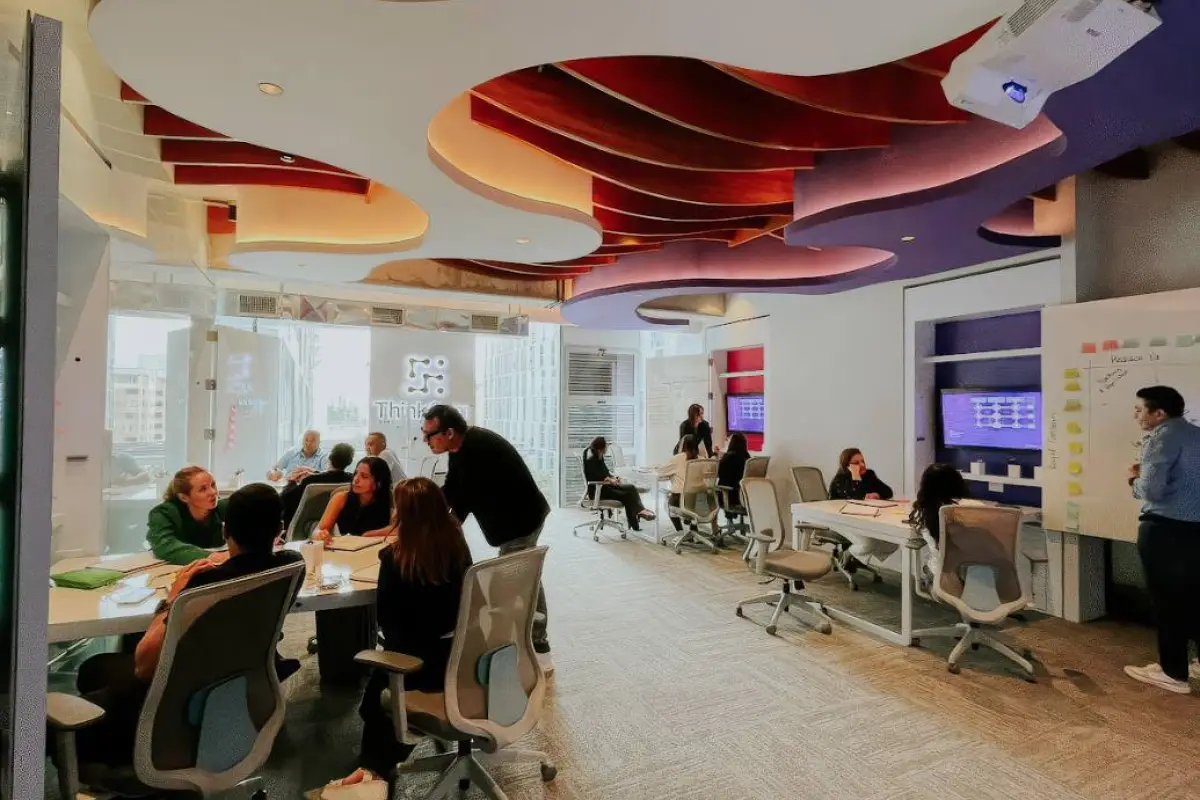 Think Gym , Cortesía