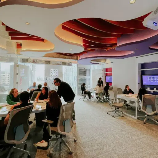 Think Gym  ,Cortesía