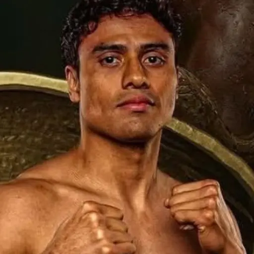 Lester Martínez se mide al francés Christian Mbilli