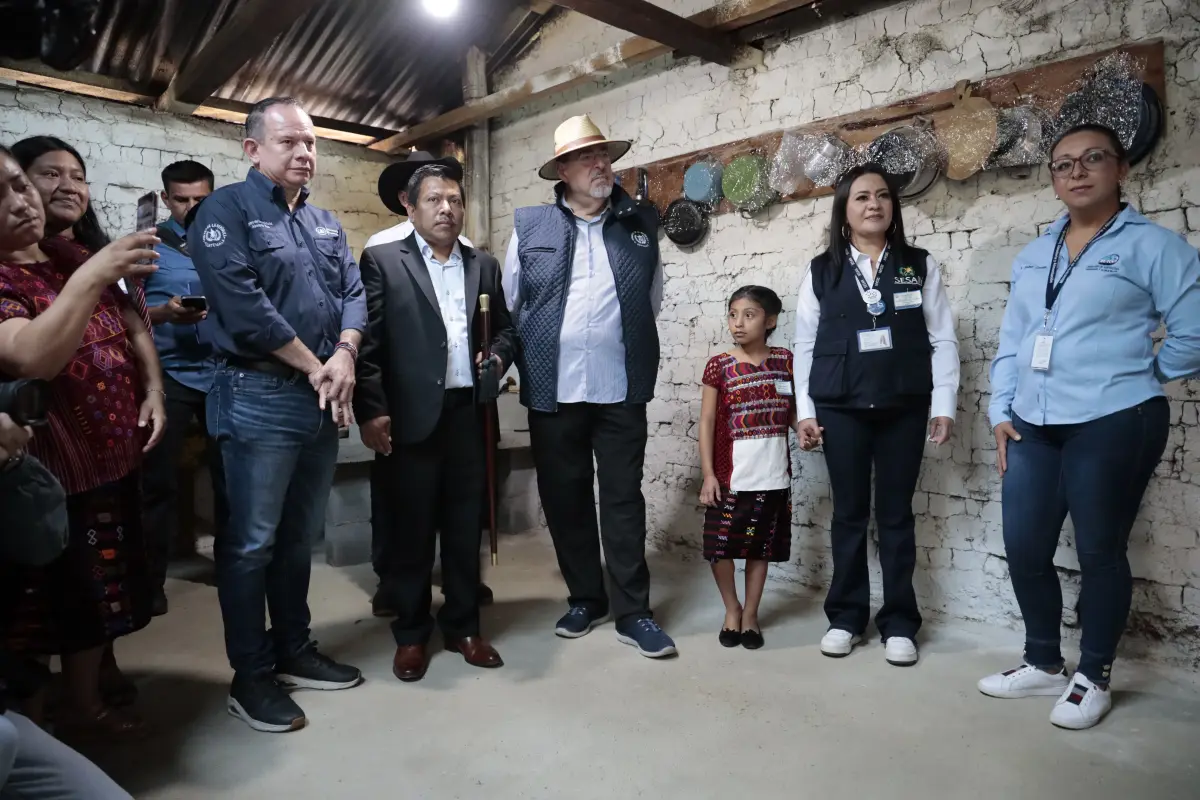 El Presidente, Bernardo Arévalo, participó en la declaración del cuarto municipio libre de pisos de tierra., Foto SCSP