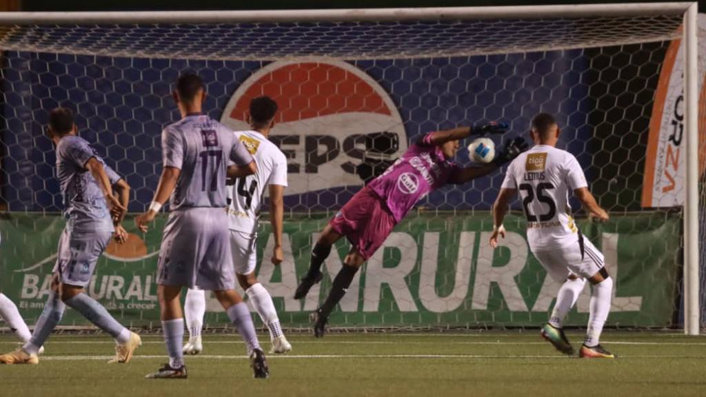 Celebración de Antigua GFC ante Comunicaciones | Alex Meoño