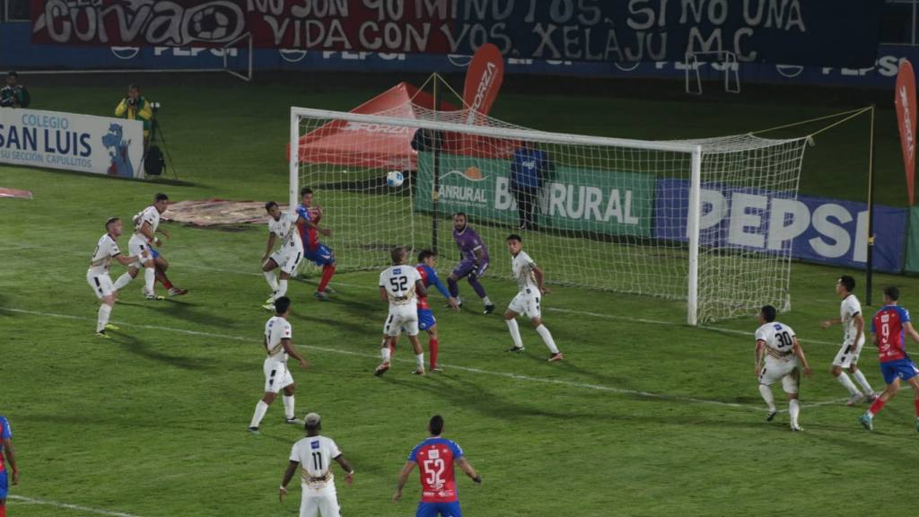 Apertura 2025: Xelajú vs. Aurora  | Wilber Colloy 