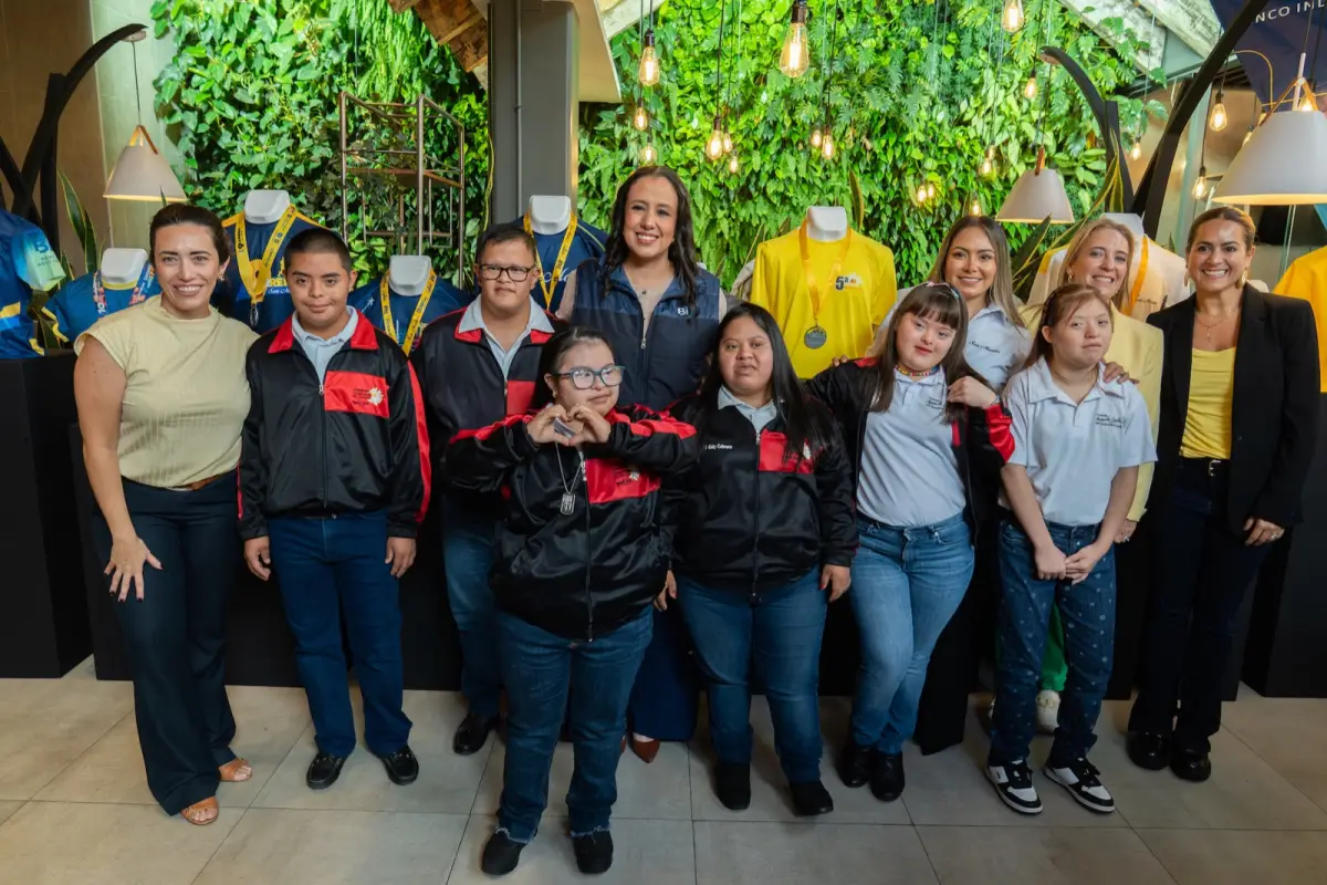 Carrera San Martín , Cortesía