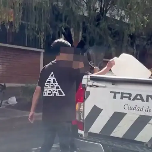 Operativo contra aparta parqueos