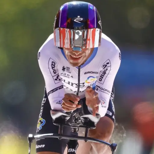 Sergio Chumil lució su suéter de campeón en la contrarreloj individual de Vuelta a España 