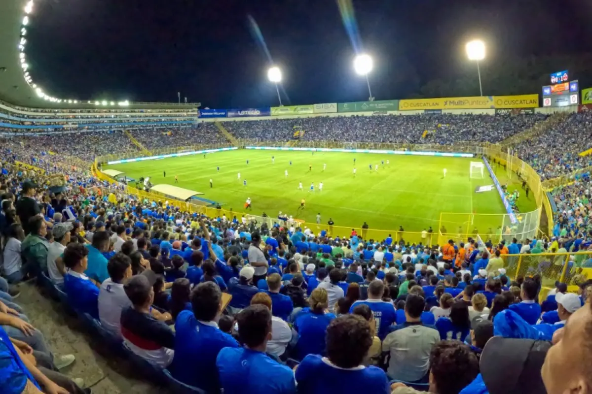 El estadio Cuscatlán recibirá el partido El Salvador-Guatemala 