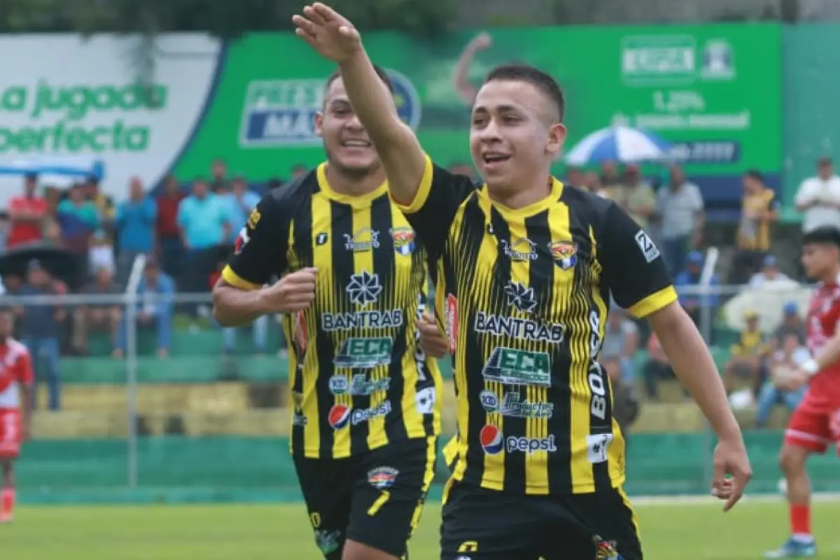Aurora quiere retener liderato ante Xelajú 