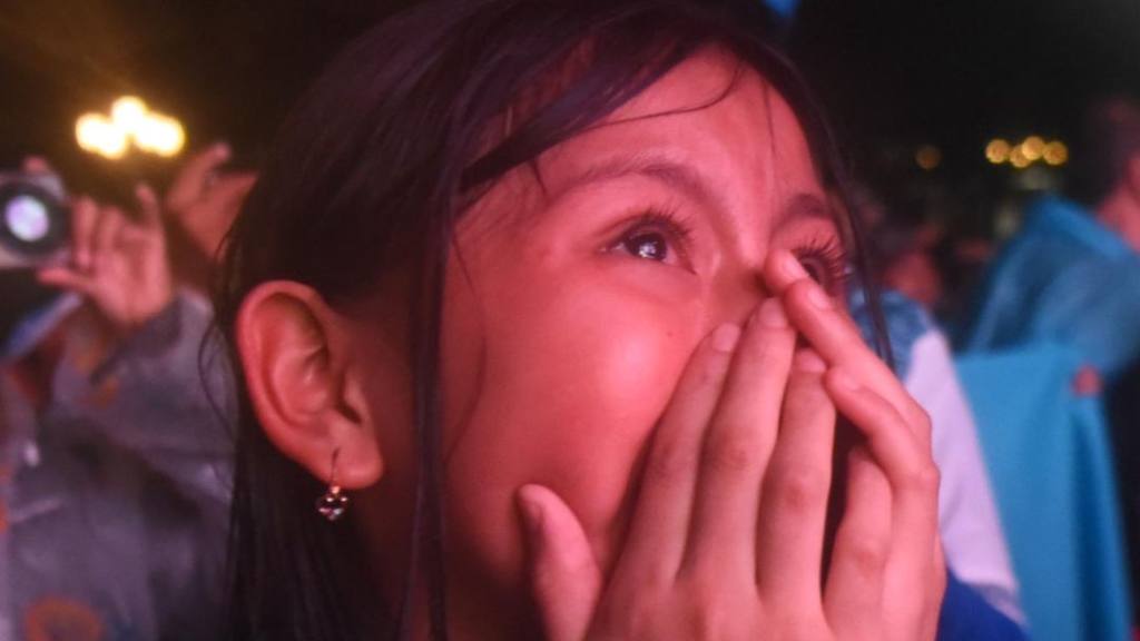 La Plaza: Aficionados de Selección Nacional de Guatemala | Omar Solís