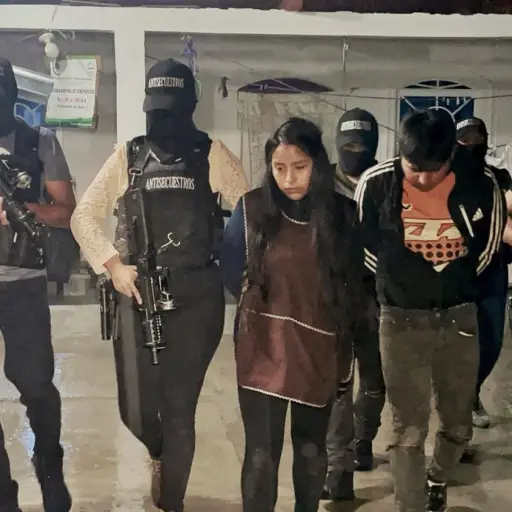 Investigadores del Comando Antisecuentros detuvieron a dos personas, durante la liberación de una niña de 9 años, en Buena Vista, zona 8 de Chimaltenango. ,Foto Mingob