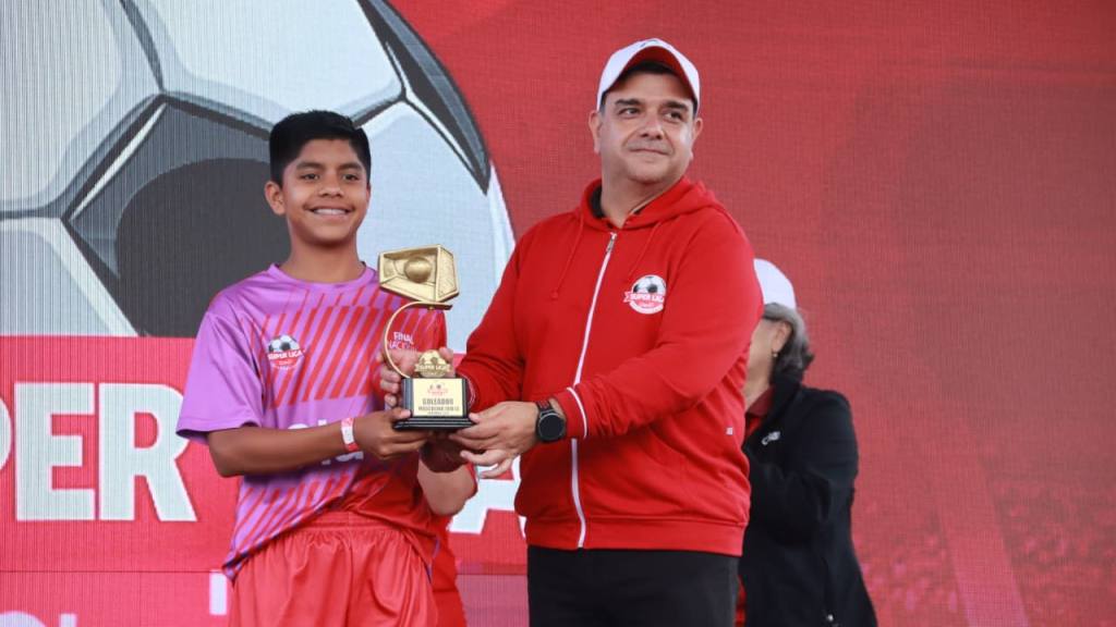 Súper Liga Claro 2025 | Alex Meoño