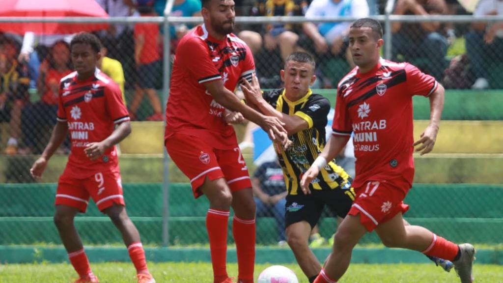 Partido entre Aurora y Malacateco por la octava jornada del Apertura 2025 | Alex Meoño