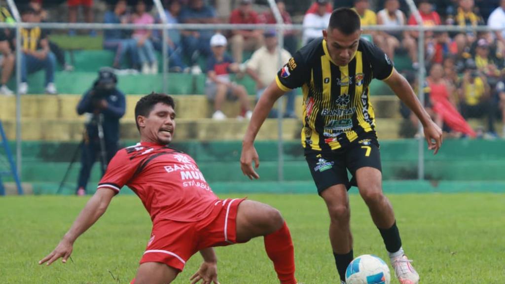 Partido entre Aurora y Malacateco por la octava jornada del Apertura 2025 | Alex Meoño