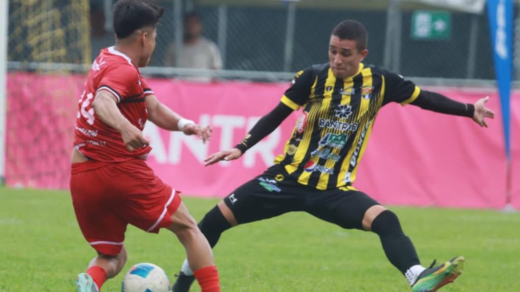 Partido entre Aurora y Malacateco por la octava jornada del Apertura 2025 | Alex Meoño