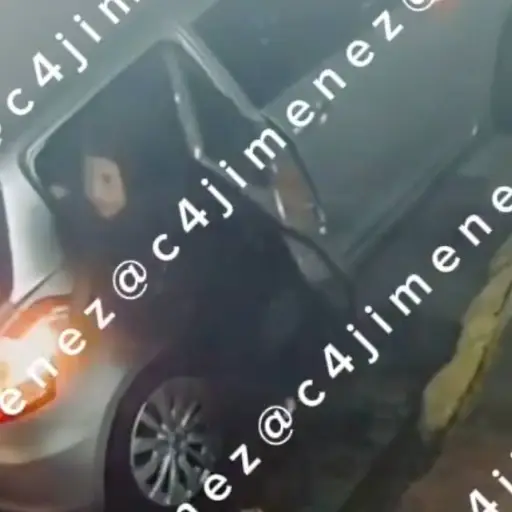 Mujer abandona a recién nacida. ,Captura de pantalla video X.